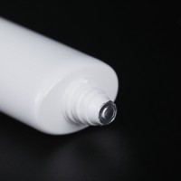 Custom Logo Extruded Plastic Soft Touch Tube for Cosmetic Packaging