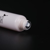 Custom 15ml - 30ml Empty Soft PE Packaging Lip Gloss Squeeze Cosmetic Eye Cream Container PE Tube