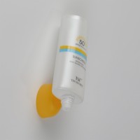 China Factory Plastic Soft Touch Cosmetic Packaging for Sunscreen Cream Body Lotion Tube